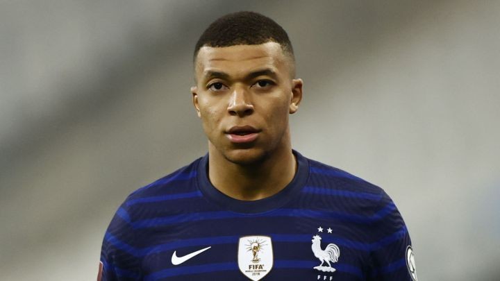 Đàm phán dần đóng lại, Mbappe sẽ chia tay PSG với giá rẻ không tưởng; Erling Haaland làm nóng thị trường chuyển nhượng Đàm phán dần đóng lại, Mbappe sẽ chia tay PSG với giá rẻ không tưởng; Erling Haaland làm nóng thị trường chuyển nhượng