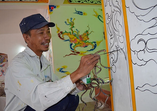 Người đàn ông có bộ móng tay dài nhất Việt Nam chưa làm được thẻ căn cước công dân gắn chíp điện tử