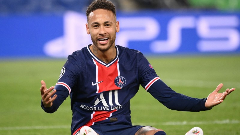 Chuyển nhượng cầu thủ: PSG gia hạn Neymar đến Hè 2027; Liverpool bán Salah; Raphael Varane sang Man Utd
