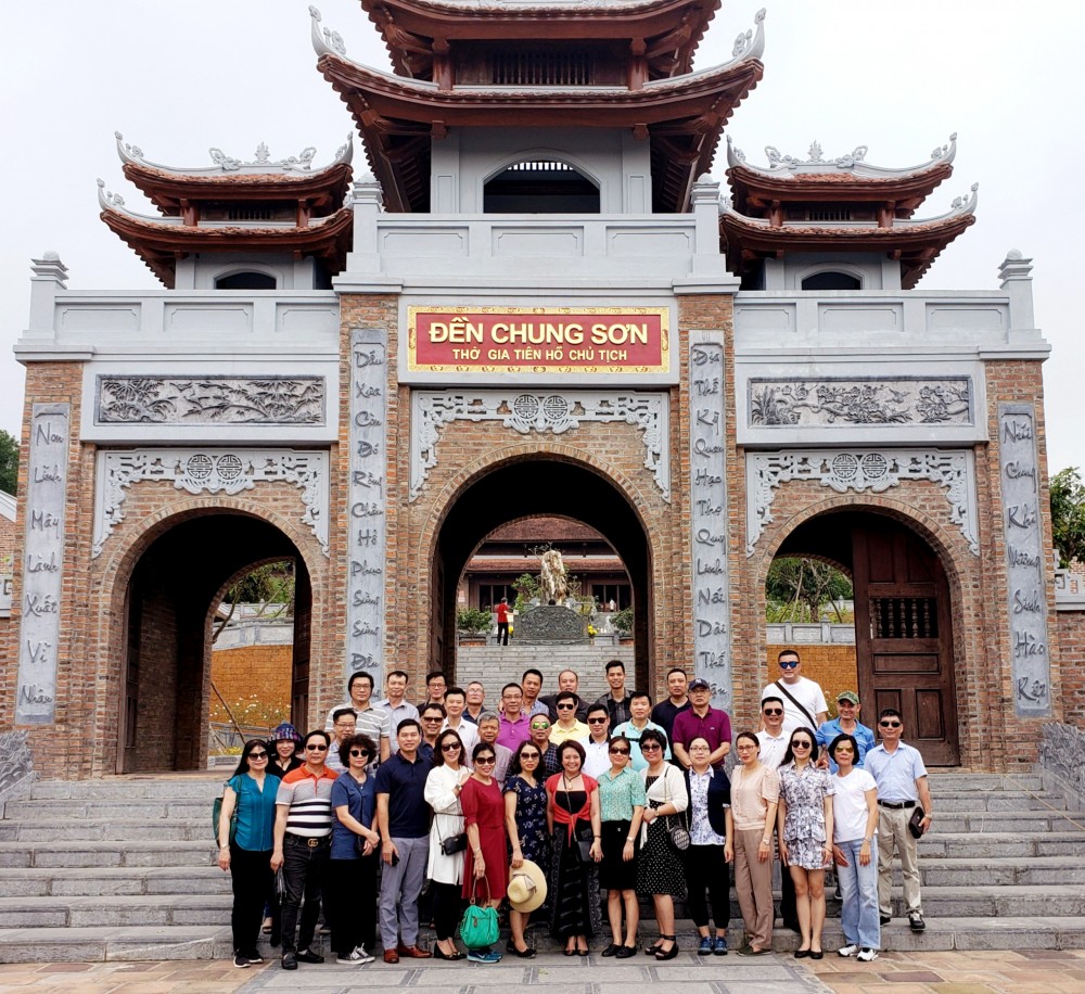 Công đoàn Bộ Ngoại giao tổ chức Hội nghị tập huấn công tác Công đoàn năm 2021 và trao quà ủng hộ đồng bào Nghệ An, Hà Tĩnh Công đoàn Bộ Ngoại giao tổ chức Hội nghị tập huấn công tác Công đoàn năm 2021 và trao quà ủng hộ đồng bào Nghệ An, Hà Tĩnh