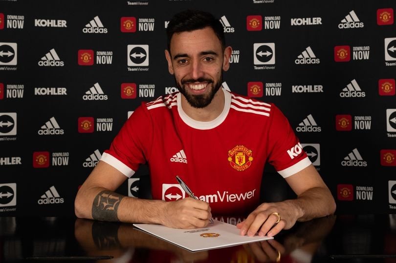 Man Utd ký Bruno Fernandes đến 2026;