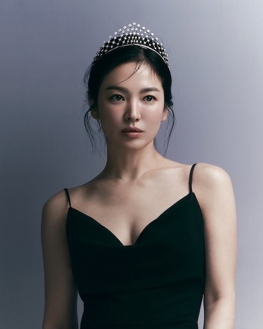 Song Hye Kyo dẹp mặn mà
