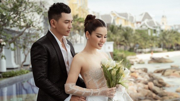 Ảnh cưới Phương Trinh Jolie: Cô dâu xinh tươi bên 'ông xã' điển trai