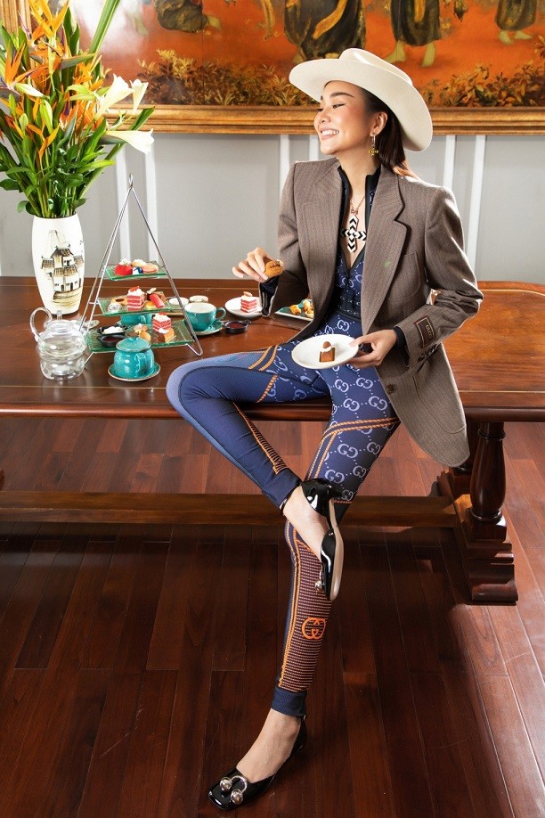 Siêu mẫu Thanh Hằng, Hồ Ngọc Hà, Lan Khuê