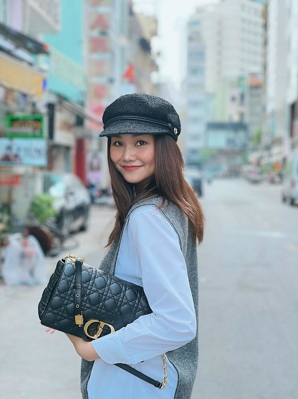 Đời thường siêu mẫu Thanh Hằng trẻ như sinh viên