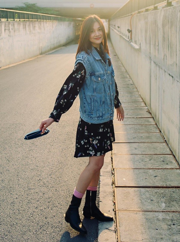 Đời thường siêu mẫu Thanh Hằng trẻ như sinh viên