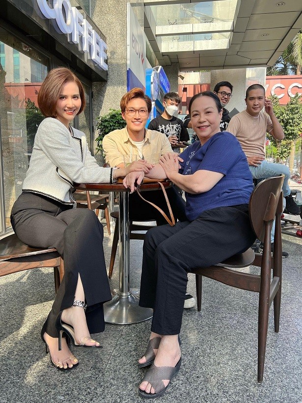 Thương ngày nắng về: