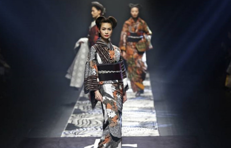 Nhật Bản: Thợ may kimono chật vật tìm đường hồi sinh nghề truyền thống