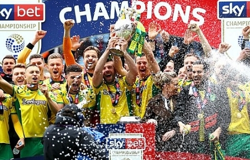 Norwich vô địch, Lampard tranh vé vớt thăng hạng Premier League