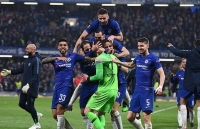 ganh nang bong da anh dat len vai chelsea va manchester united