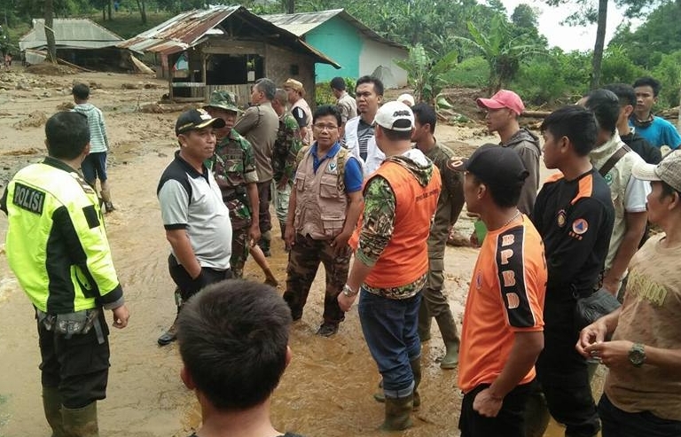 Indonesia: Sập mỏ vàng, nhiều người thiệt mạng và bị chôn vùi