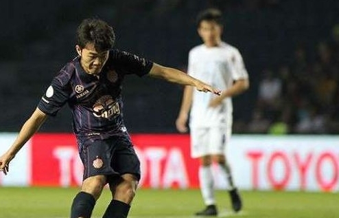 Xuân Trường được vinh danh trong đội hình tiêu biểu vòng 10 Thai League