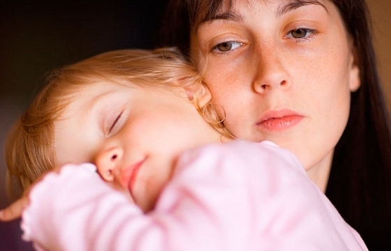 Các bà mẹ làm nhiều công việc cùng lúc có nguy cơ trầm cảm cao