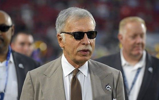 ong chu arsenal van hai ra tien trong mua dich covid 19