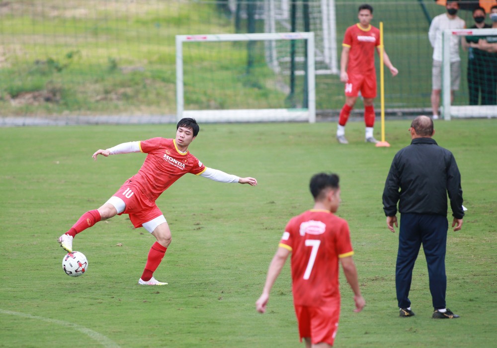 HLV Park đặc cách cho HLV Hà Nội FC xem đội tuyển Việt Nam