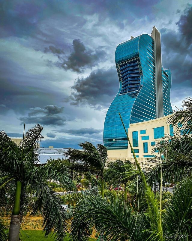 Khám phá khách sạn hình chiếc đàn guitar, nơi tổ chức Hoa hậu Hoàn vũ