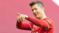 Bảng xếp hạng Chiếc giày vàng châu Âu mới nhất: Messi vượt Ronaldo, Robert Lewandowski dẫn đầu tuyệt đối