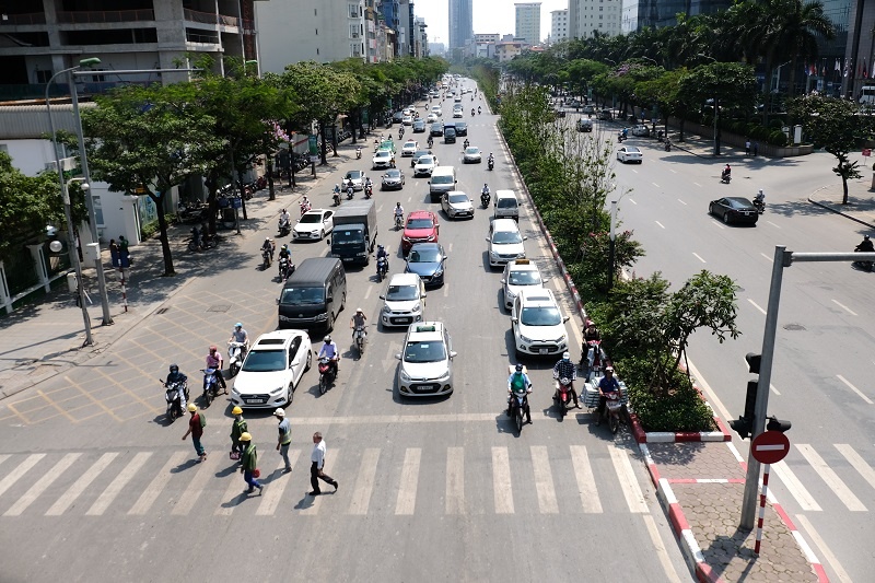 Dự báo thời tiết đêm nay và ngày mai (19-20/5): Đêm mưa dông vài nơi, ngày nắng nóng; vùng núi Trung Bộ nắng nóng gay gắt; Tây Nguyên, Nam Bộ mưa to Dự báo thời tiết đêm nay và ngày mai (19-20/5): Đêm mưa dông vài nơi, ngày nắng nóng; vùng núi Trung Bộ nắng nóng gay gắt; Tây Nguyên, Nam Bộ mưa to