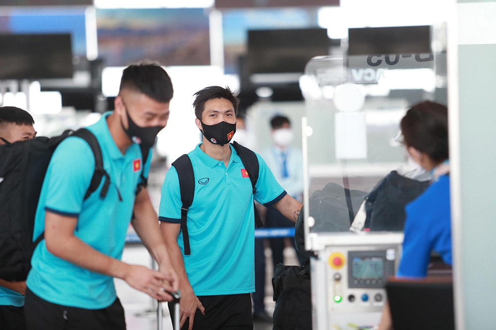 Vòng loại World Cup 2022: Đội tuyển Việt Nam lên đường sang UAE