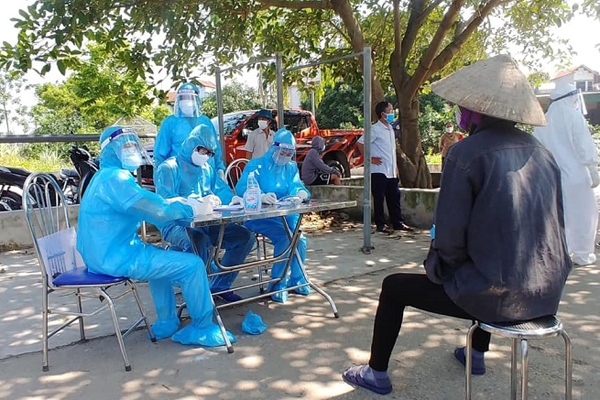 Covid-19 ở Bắc Giang: Thêm 168 ca dương tính với SARS-CoV-2, dự báo F0 sẽ tiếp tục tăng Covid-19 ở Bắc Giang: Thêm 168 ca dương tính với SARS-CoV-2, dự báo F0 sẽ tiếp tục tăng