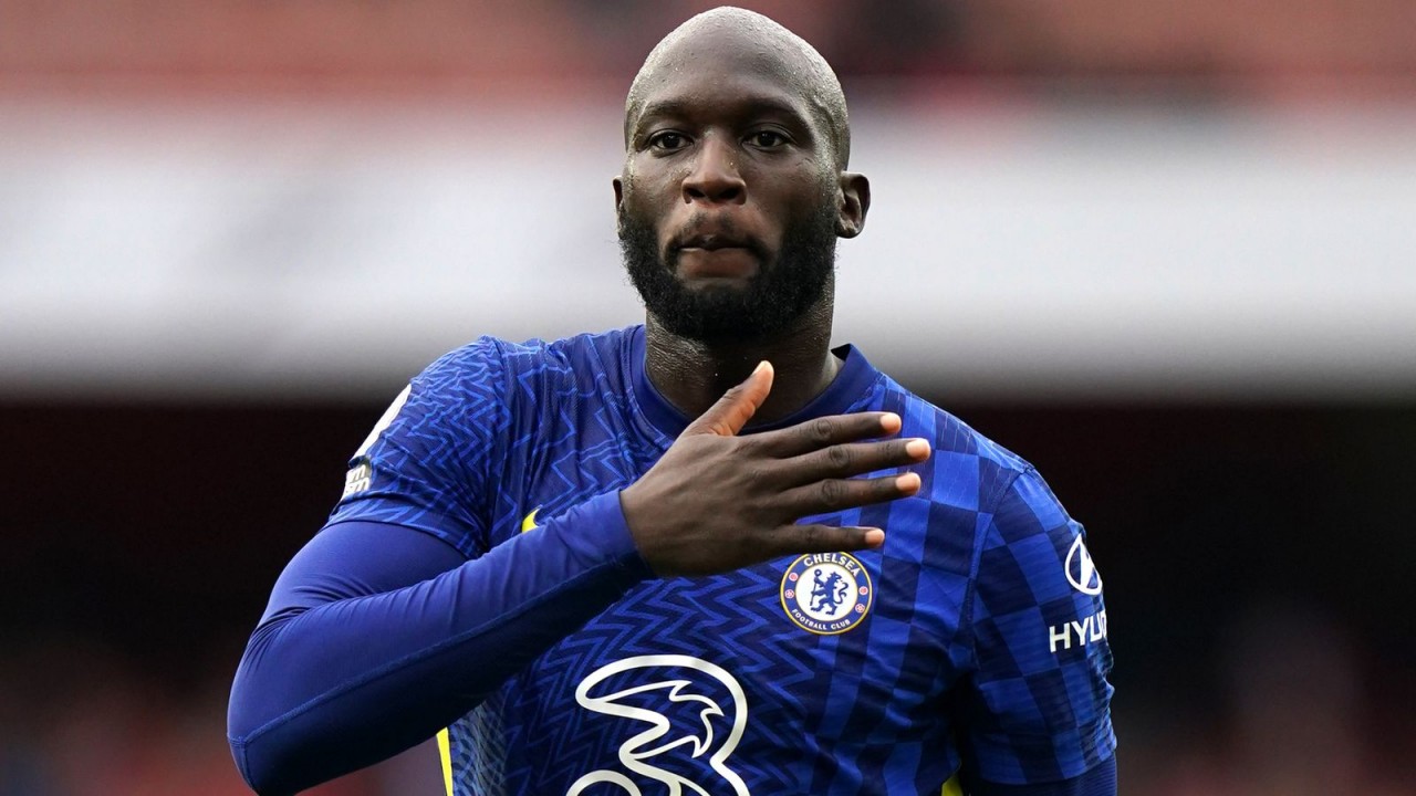 Chuyển nhượng cầu thủ: Lukaku rời Chelsea; MU đua ký Tchouameni; Chuyển nhượng cầu thủ: Lukaku rời Chelsea; MU đua ký Tchouameni;