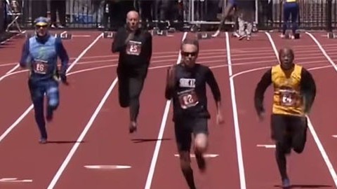 Mỹ: Thành tích đáng kinh ngạc của cụ ông 70 tuổi