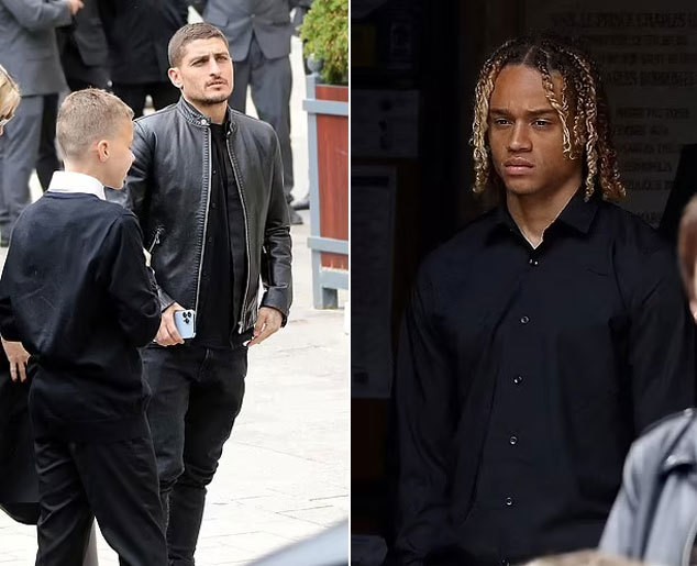 Bộ đôi cầu thủ của PSG Marco Verratti (trái) và Xavi Simons có mặt trong tang lễ.