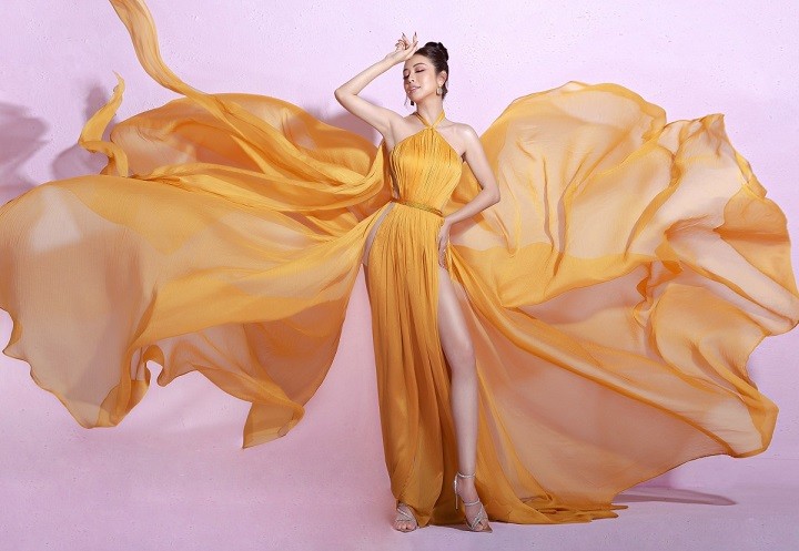 Jennifer Phạm như nàng tiên với đầm sắc màu