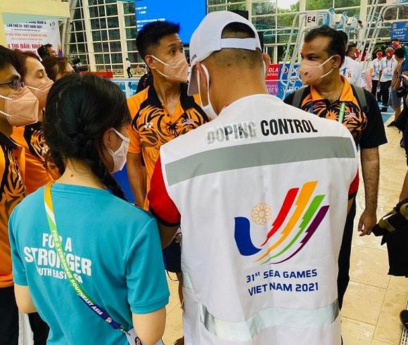 SEA Games 31: Lặng thầm công việc lấy mẫu doping
