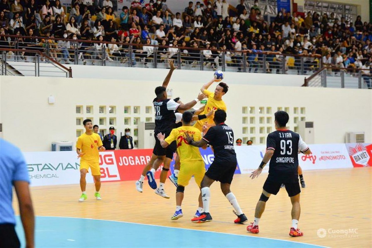 Những lý do nên xem trực tiếp môn bóng ném tại nhà thi đấu