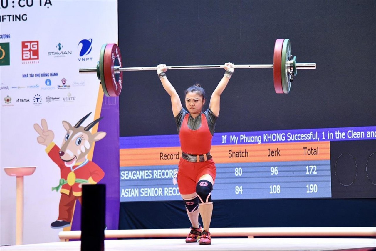 Môn cử tạ SEA Games 31: Đoàn Việt Nam có huy chương đầu tiên