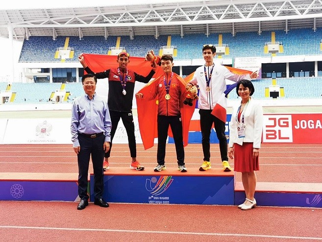 Việt Nam rực sáng SEA Games 31 với tấm HCV marathon nam lịch sử và 2 HCV đi bộ 20km