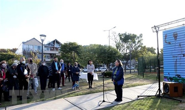 Tôn vinh Chủ tịch Hồ Chí Minh tại thủ đô Buenos Aires của Argentina