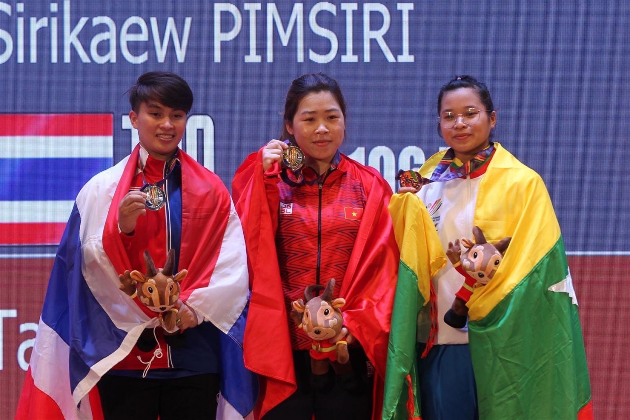 Nữ đô cử Hoàng Thị Duyên không có đối thủ ở SEA Games 31 Nữ đô cử Hoàng Thị Duyên không có đối thủ ở SEA Games 31