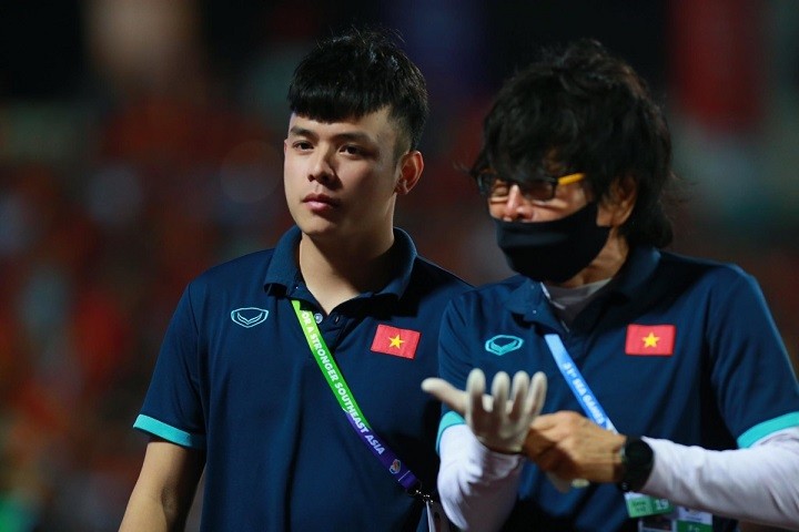 trợ lý ngôn ngữ