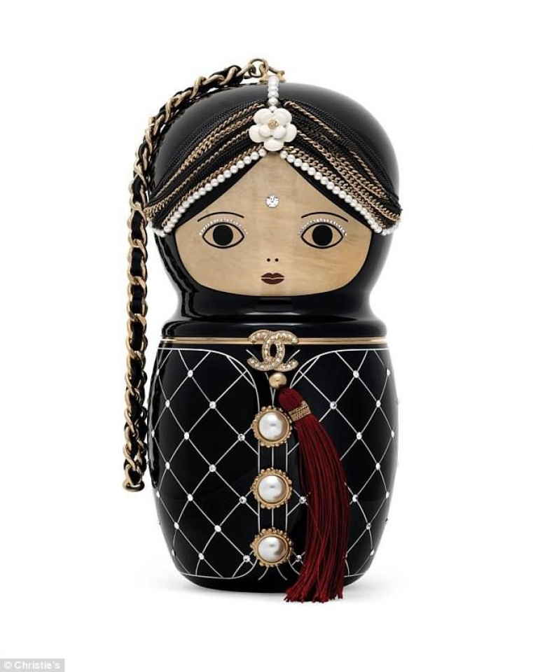 chiec tui xach dat nhat chau au sap duoc ban dau gia