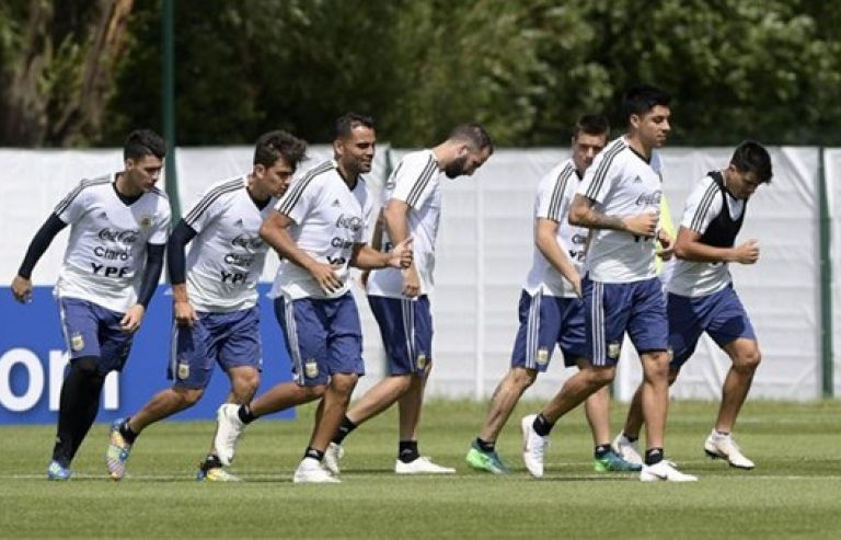 Messi là đội trưởng của đội tuyển già nhất tại World Cup 2018