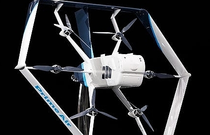 Amazon sử dụng phi đội không người lái Prime Air để giao hàng