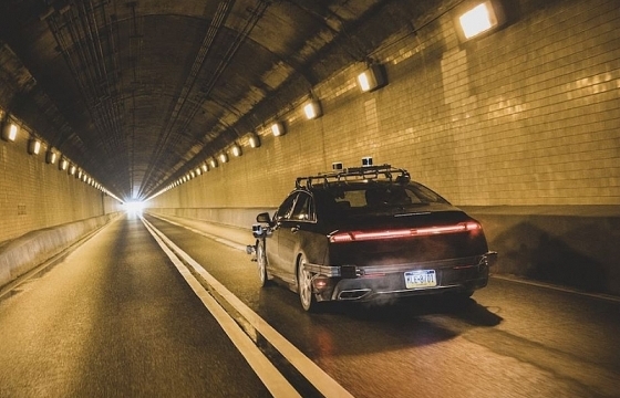 "Mối lương duyên" giữa Fiat Chrysler và Aurora Innovation