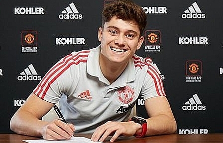 MU chính thức ra mắt tân binh đầu tiên thời HLV Solskjaer