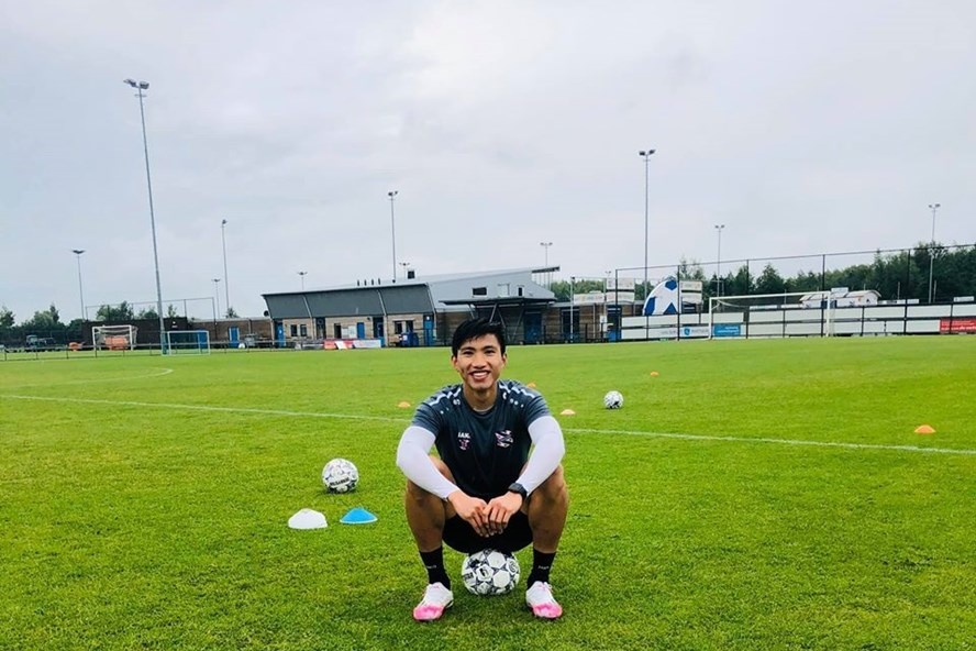 Văn Hậu tập buổi cuối với Heerenveen chờ xác nhận tương lai van hau tap buoi cuoi voi heerenveen cho xac nhan tuong lai