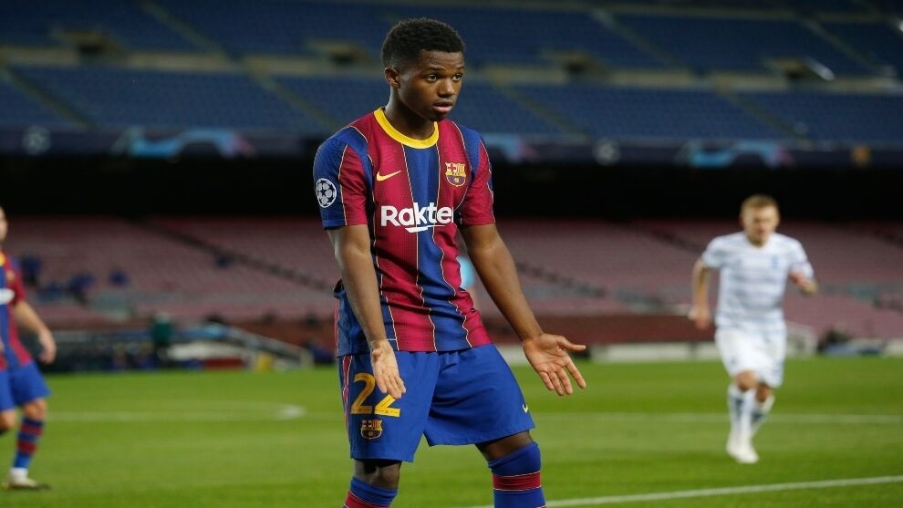 Điểm danh những ngôi sao phải làm khán giả ở EURO 2020 vì chấn thương Điểm danh những ngôi sao phải làm khán giả ở EURO 2020 vì chấn thương