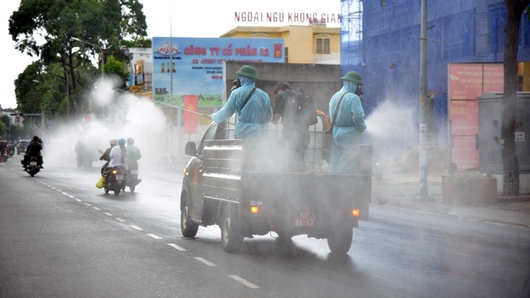 Covid-19 ở Việt Nam sáng 12/6: Thêm 68 ca mắc mới trong nước, TP. Hồ Chí Minh thêm 20 ca; Thử nghiệm giai đoạn 3 vaccine Nano Covax trên diện rộng