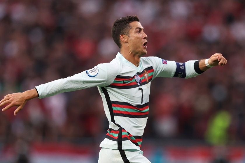 HLV Bồ Đào Nha nói rõ: Một mình Ronaldo thì không thể thắng nổi trận nào HLV Bồ Đào Nha nói rõ: Một mình Ronaldo thì không thể thắng nổi trận nào