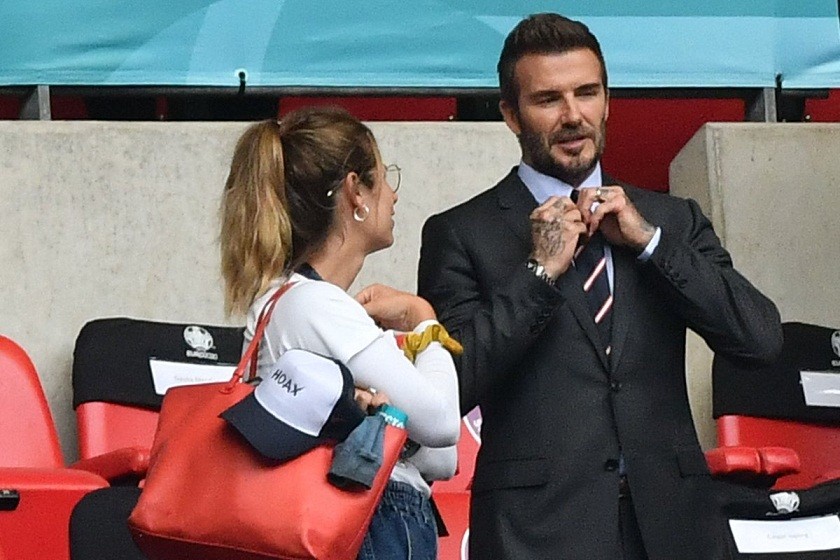 David Beckham đẹp trai "lấn át" khi đi xem Euro 2021