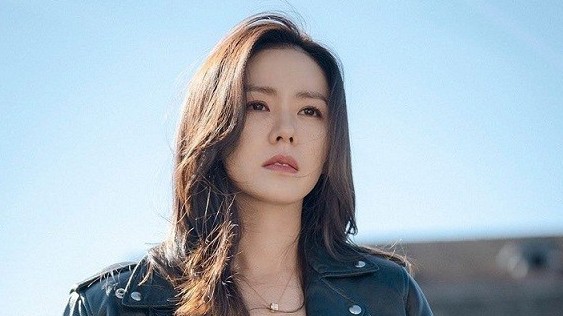 Son Ye Jin trong 'Hạ cánh nơi anh' xác nhận quay lại phim trường