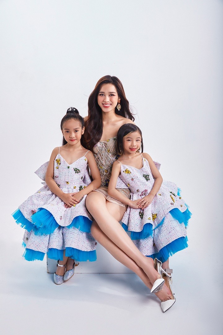 Đỗ Thị Hà kết hợp ăn ý cùng các học trò của đạo diễn Nguyễn Hưng Phúc.