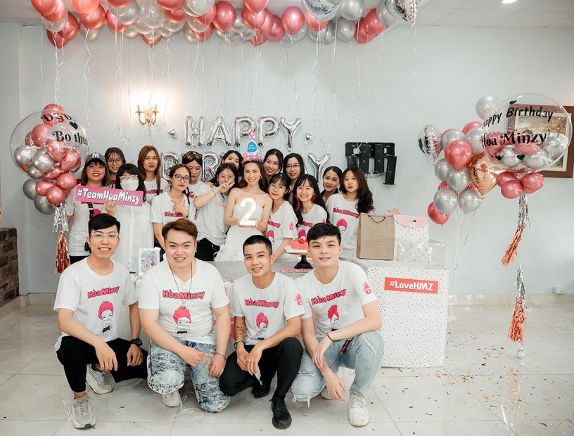 đón sinh nhật rực rỡ sắc màu từ Nam ra Bắc