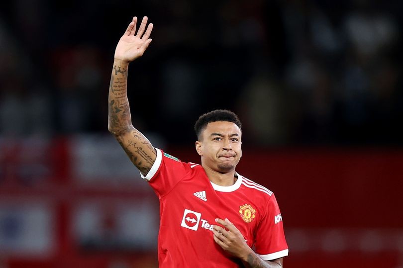Chuyển nhượng cầu thủ Man Utd: Tiếp xúc Raphinha; Gắng thuyết phục De Jong và chia tay Jesse Lingard Chuyển nhượng cầu thủ Man Utd: Tiếp xúc Raphinha; Gắng thuyết phục De Jong và chia tay Jesse Lingard