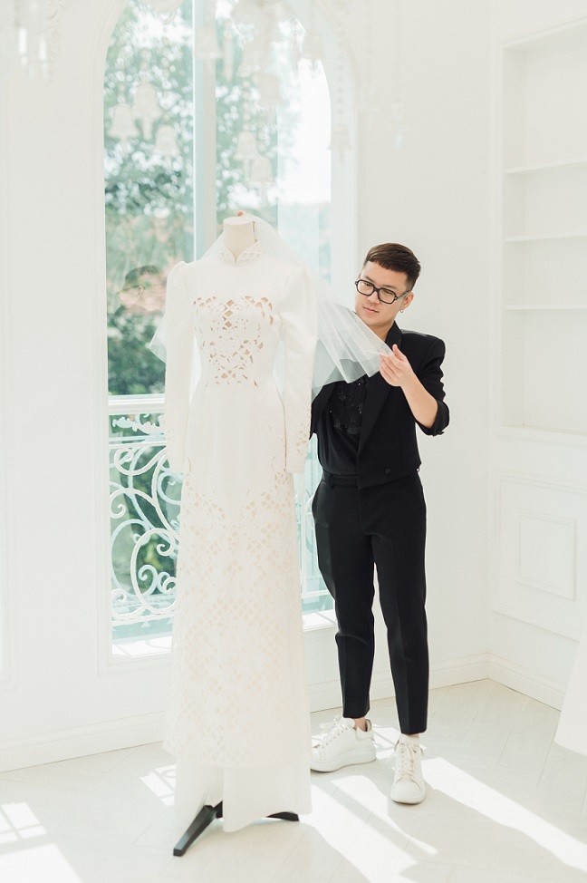 Minh Hằng Minh Hằng